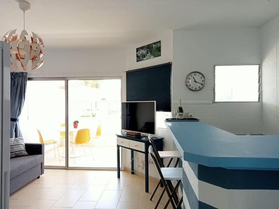 Apartment With Large Terrace, 10 Meters From Playa De Las Burras San Bartolomé Dış mekan fotoğraf