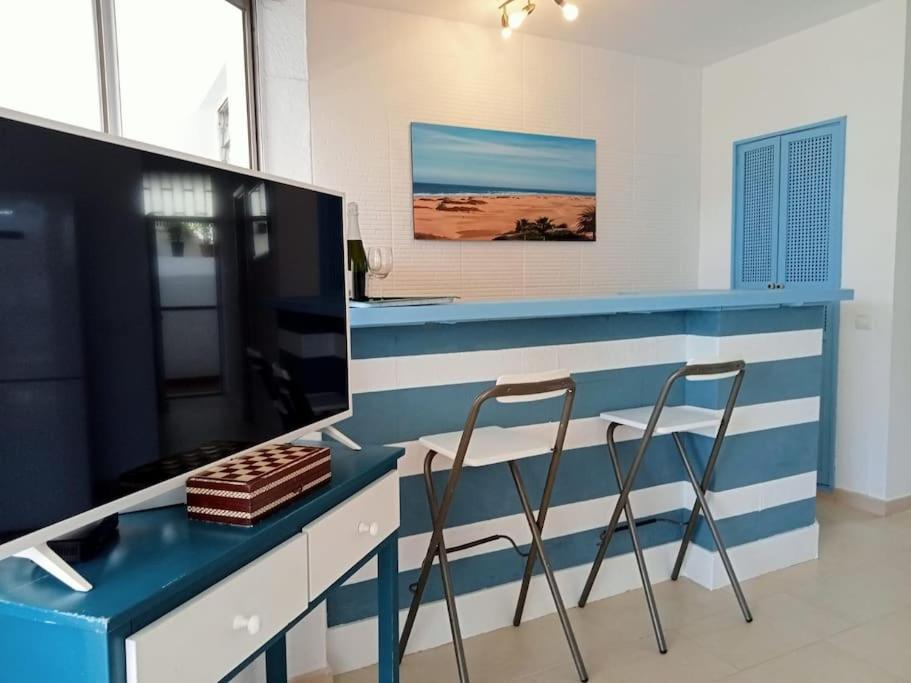 Apartment With Large Terrace, 10 Meters From Playa De Las Burras San Bartolomé Dış mekan fotoğraf